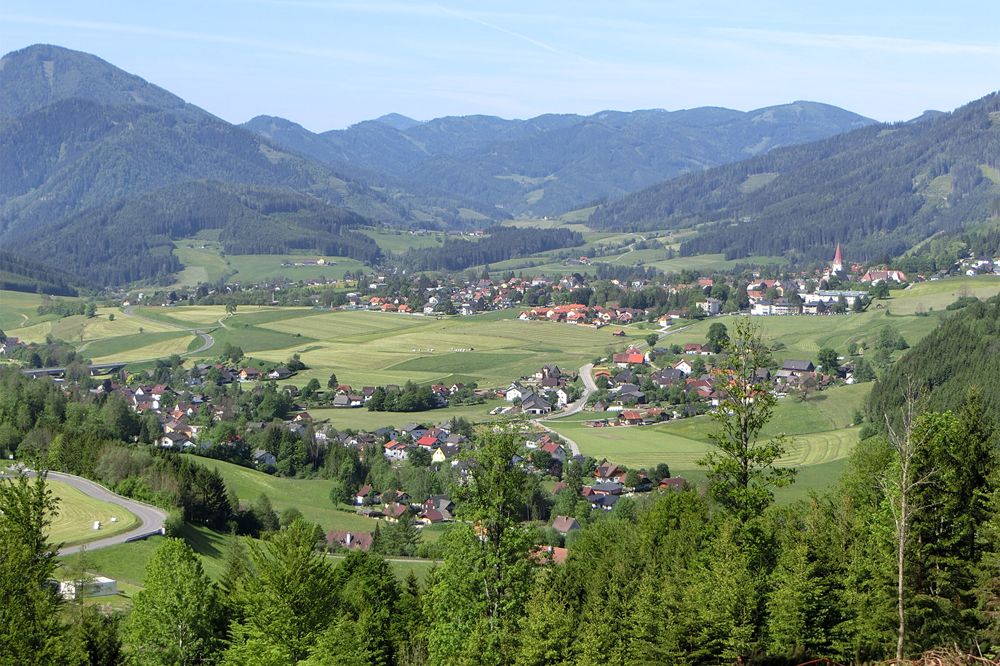 Exklusives Entwicklungsareal mit Bestand & Projektstudie im grünen Herz Österreichs! Aflenz Kurort - Ansicht 5