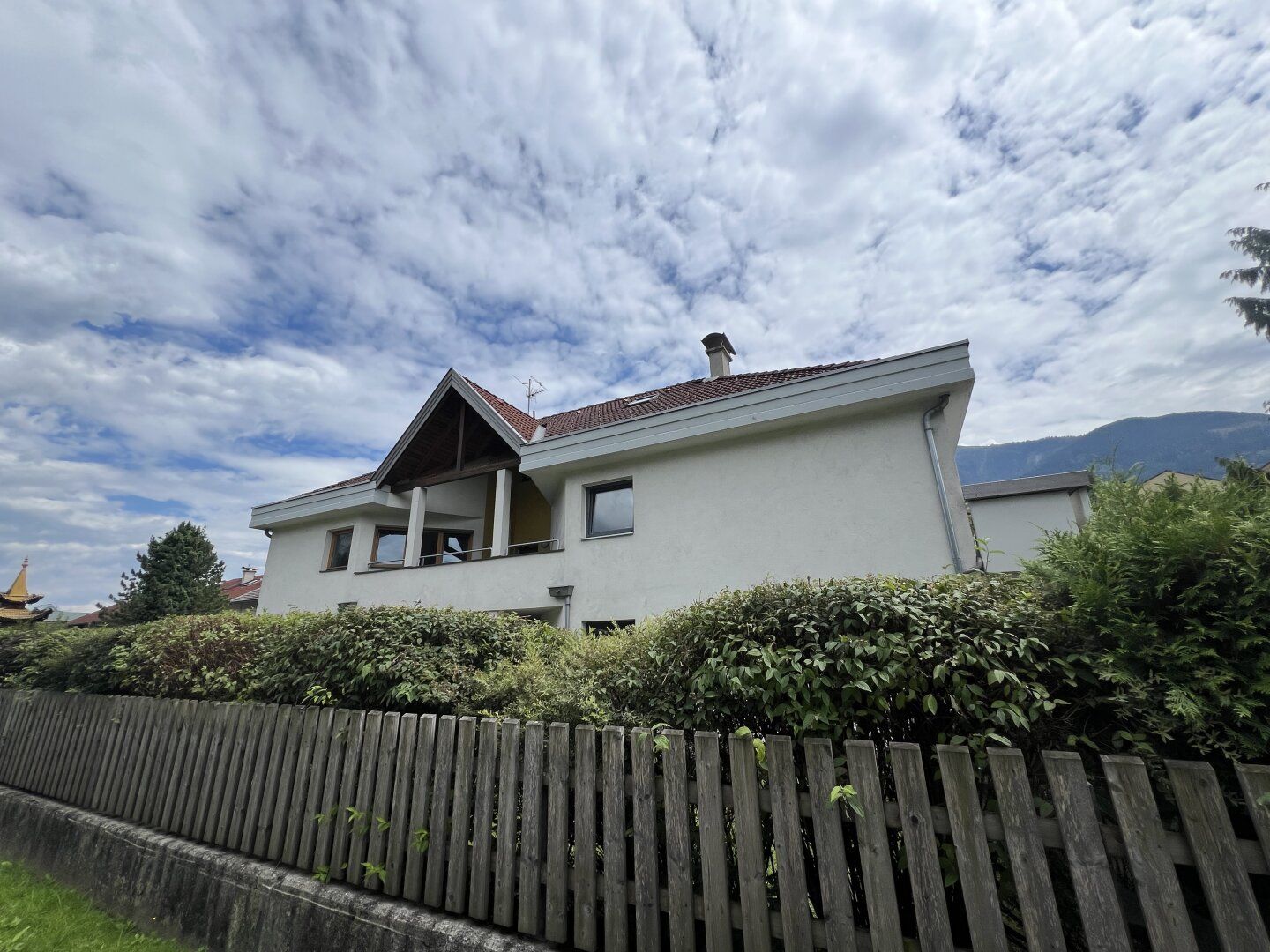 SCHWAZ - Anlageobjekt: Perfekt eingeteilte 2 Zi.-Wohnung mit großer Terrasse zum Verkauf