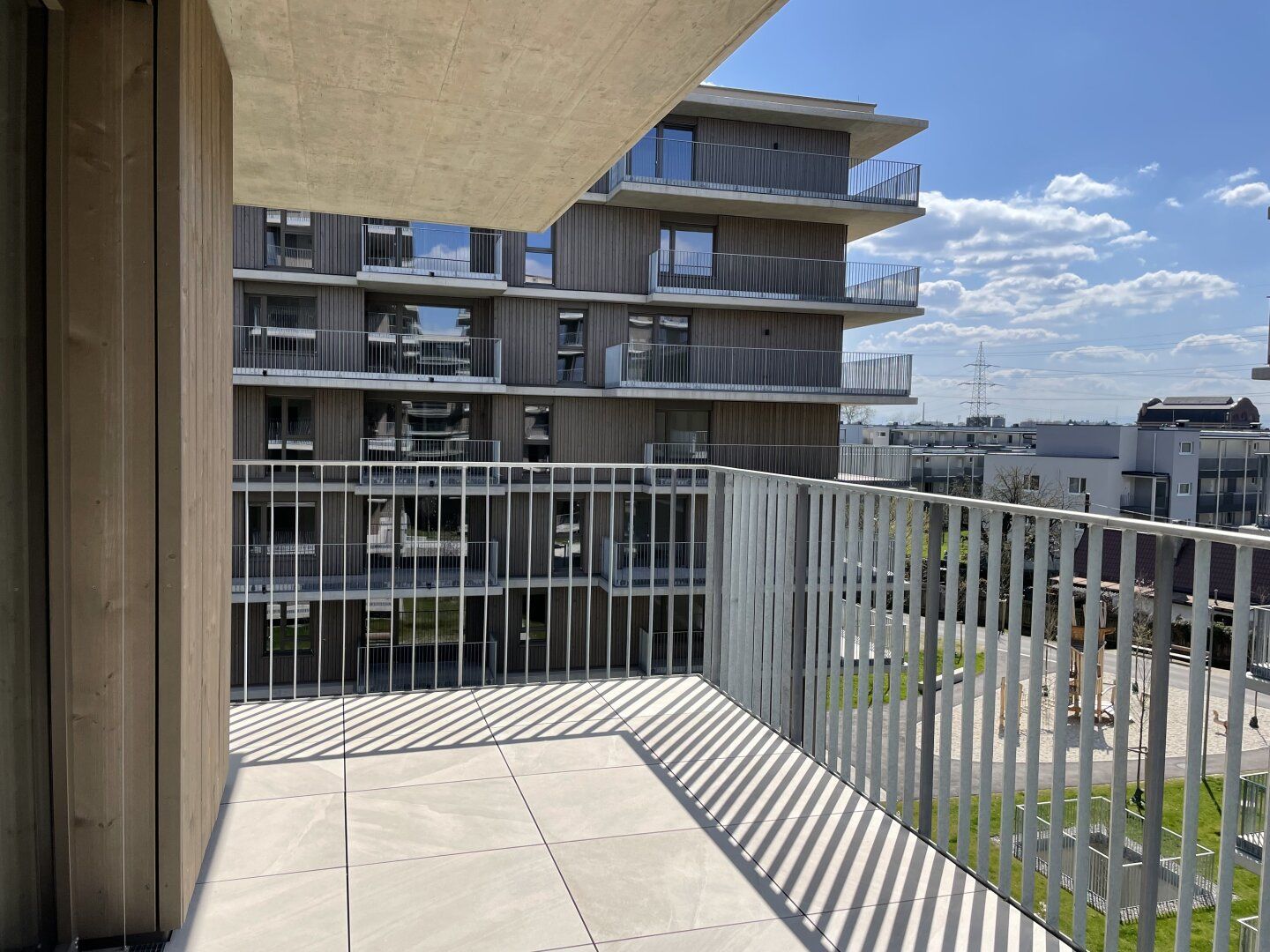 Sehr gut aufgeteilte 3 Zimmerwohnung mit großem Balkon