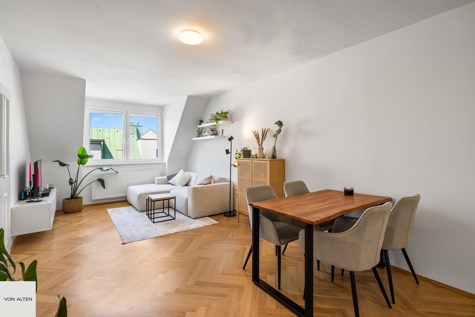 Befristet vermietet: wunderschöne 2-Zimmer-Wohnung mit Gemeinschaftsgarten und Klimaanlage!