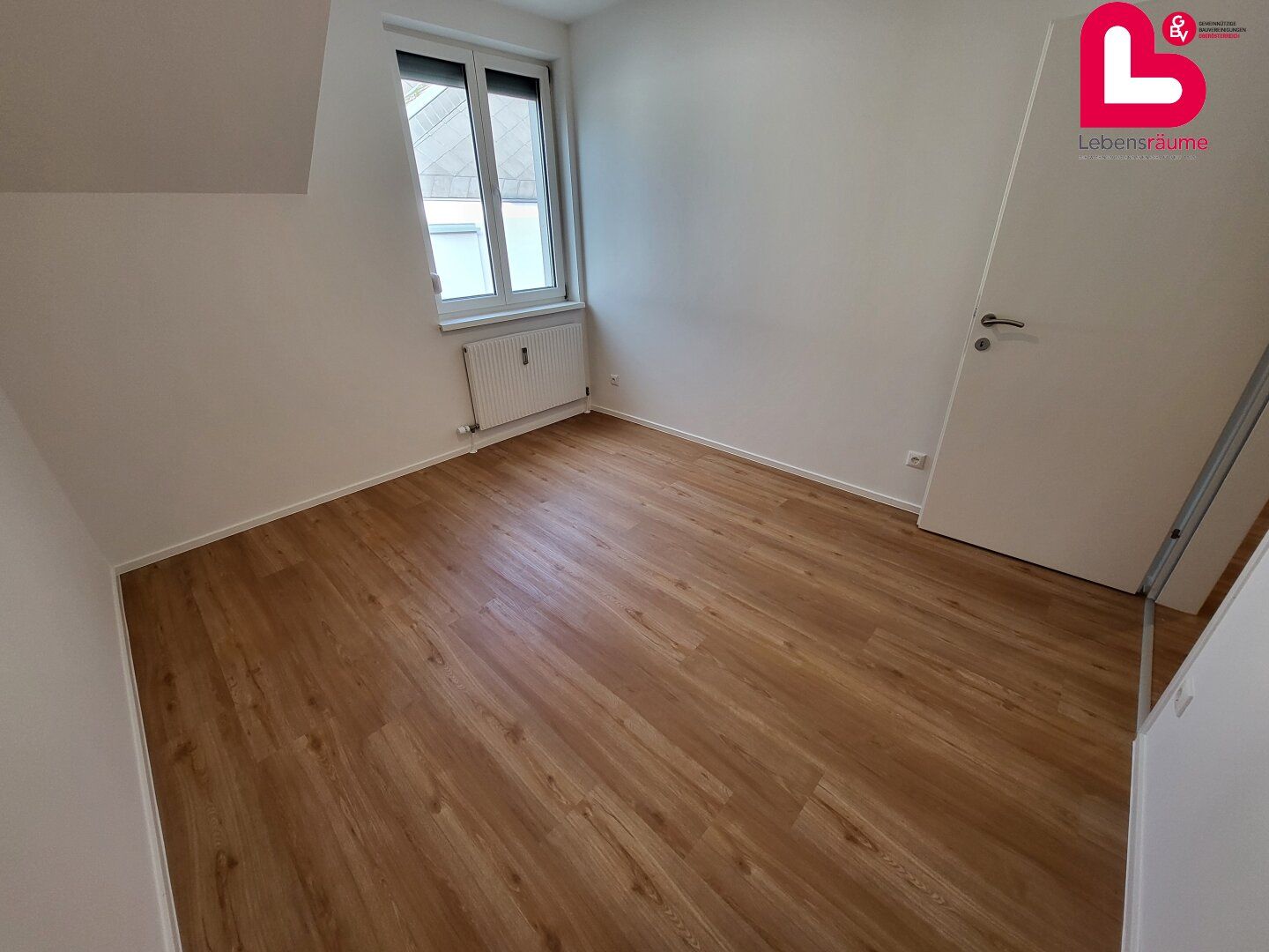 *3 Mon mietreduziert* Großzügige 3-Zimmer Wohnung mit sonniger Loggia - Visning 4