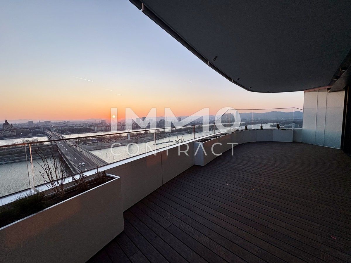 Atemberaubendes Apartment mit großzügigem Balkon, ganz Wien im Blick (Gym, Pool, Sauna, Doorman uvm)