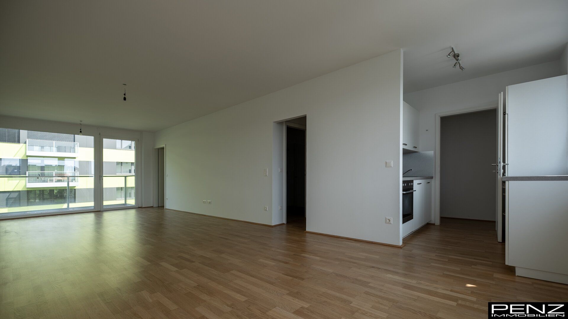LINZ: Studio-Apartment.Im Winterhafen - attraktiv, modern und neu saniert
