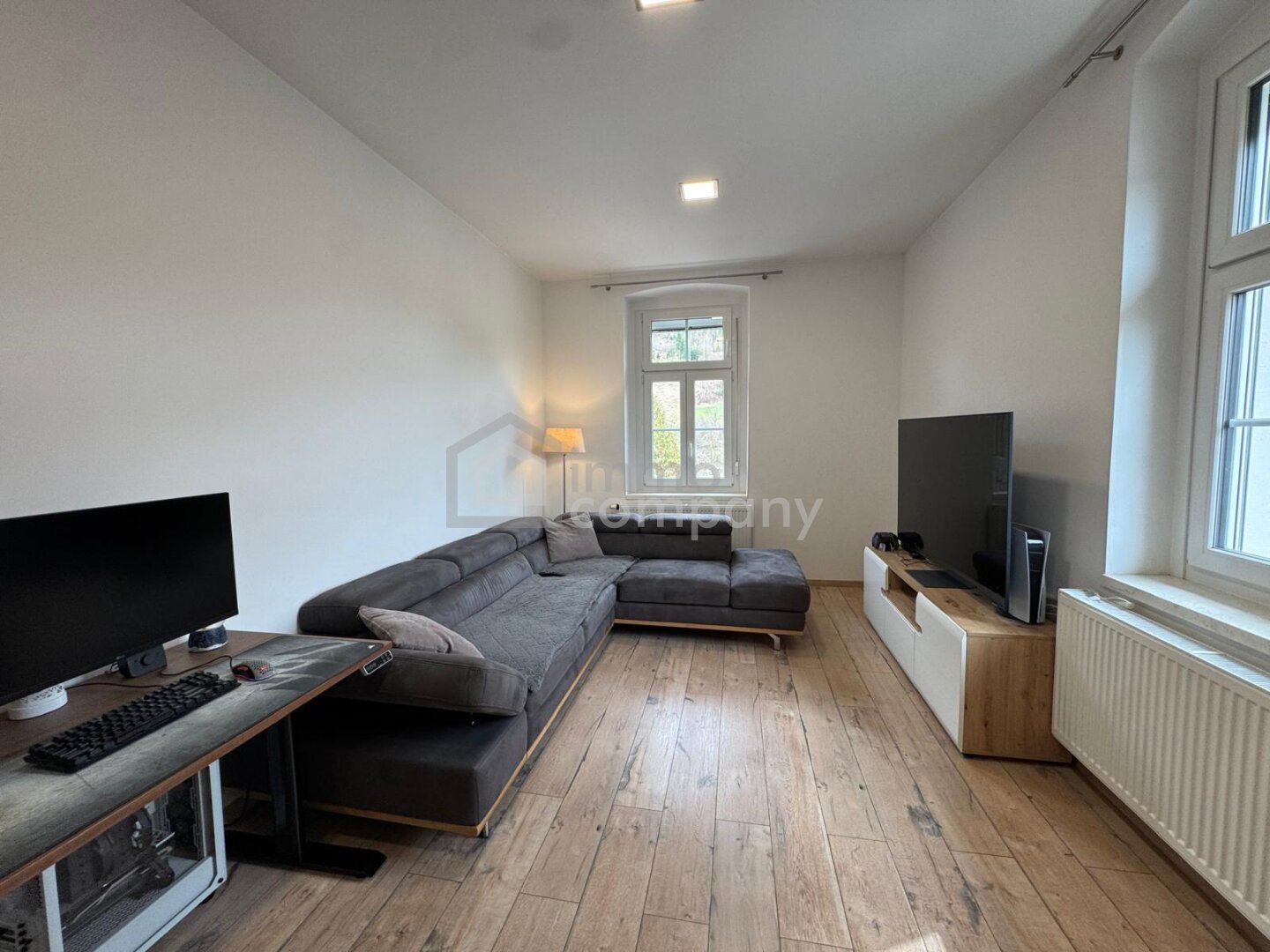 Modernisierte 4-Zimmer-Wohnung mit Altbaucharakter - Ansicht 2