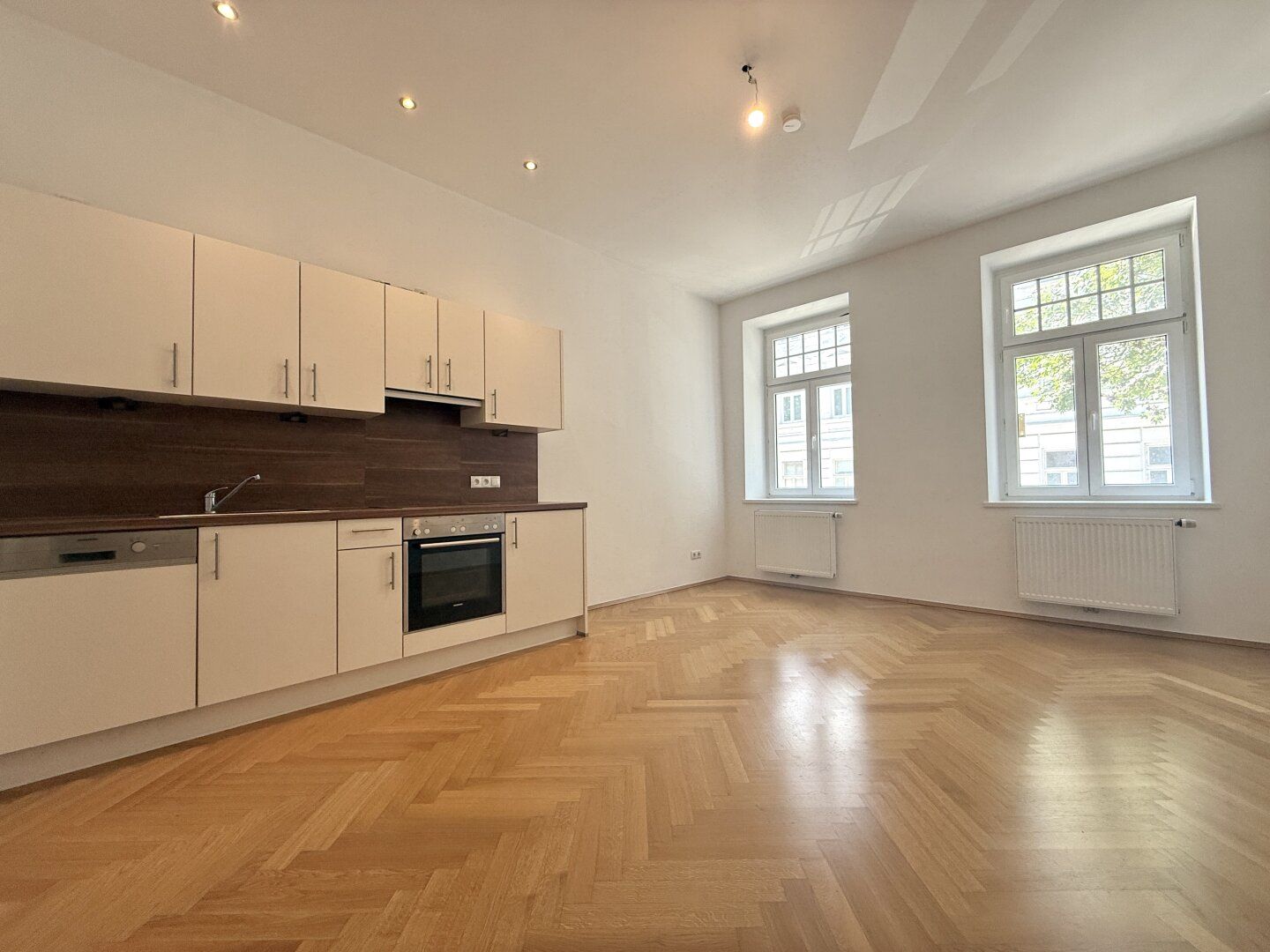 Stanovanje, 30 m²