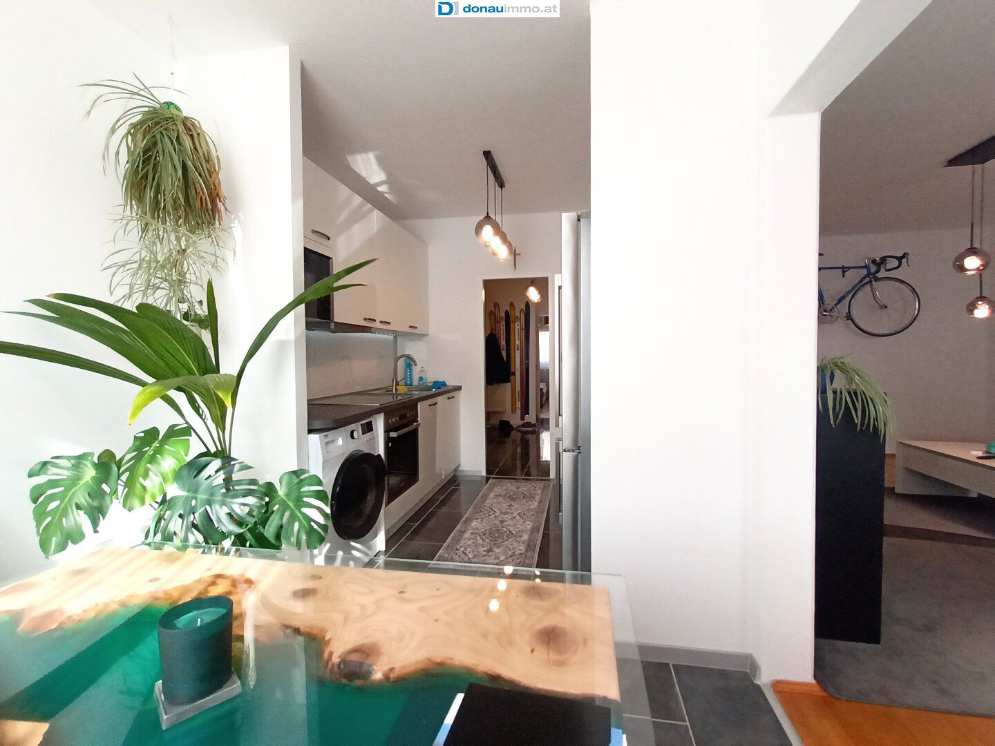 Lichtdurchflutete, freundliche, ruhige Wohnung mit Tiefgarage in 8010 Graz