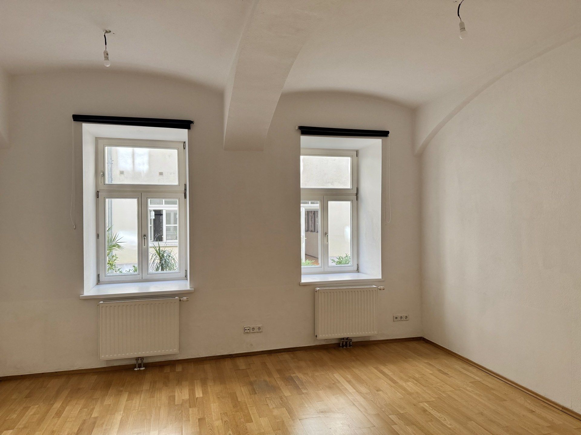 Wunderschöner Altbau zwischen Schlossquadrat und Naschmarkt