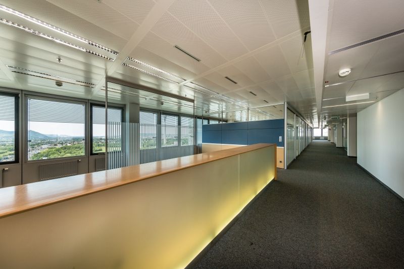ARES TOWER Moderne Büros mit Weitblick! - Mehr