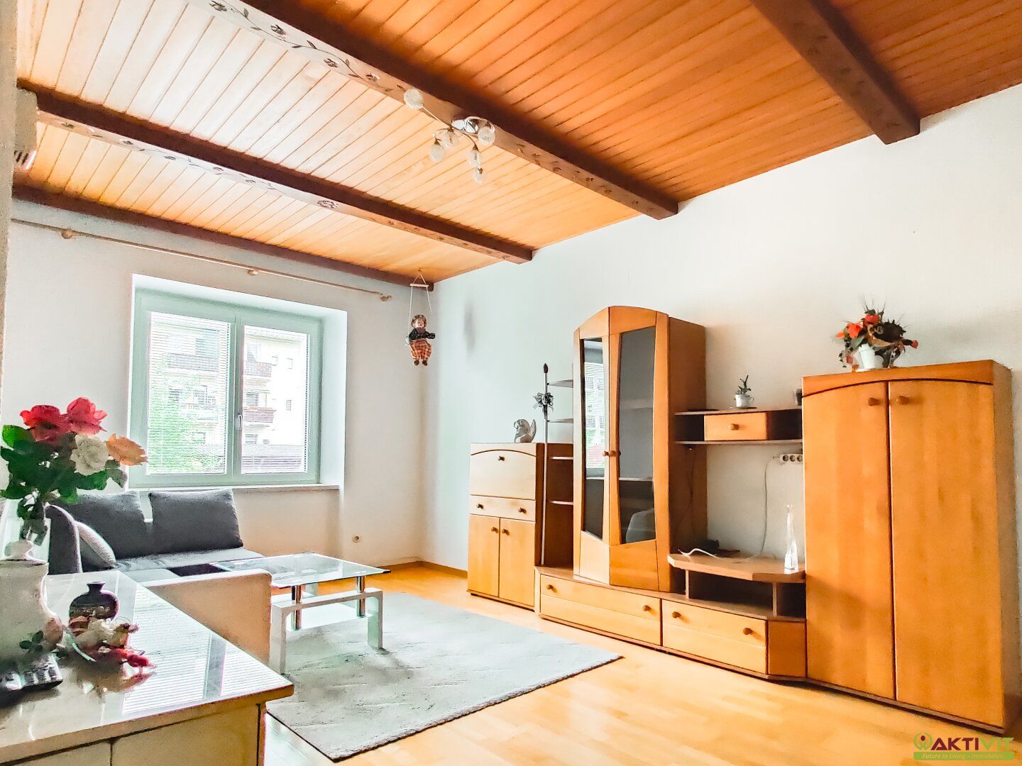 3-Zimmer-Wohnung mit Garten, Balkon und Garage. - Teilrenoviert in guter Lage