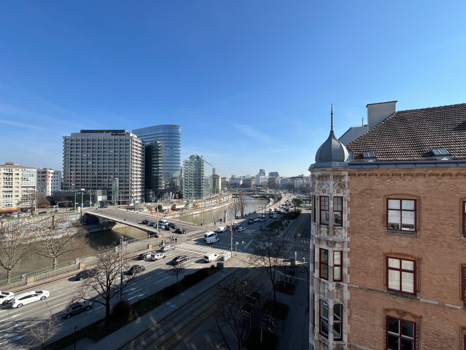 Generalsanierte, helle 4-Zimmer-Altbauwohnung mit Ausblick - zu mieten in 1010 Wien - Visning 2