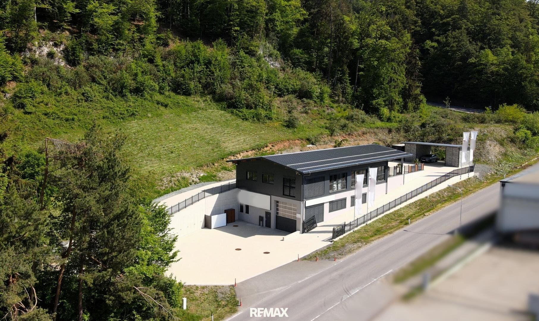 Gewerbestandort mit Büro- und Produktionsflächen in verkehrsgünstiger Lage nahe Autobahn - Ansicht 3