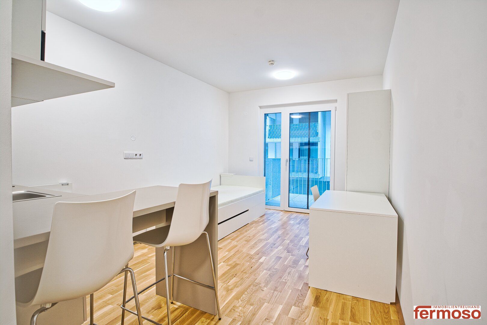 möblierte Apartments zur Kurzzeitmiete (2-12 Monate) / furnished apartments for short-term rental (2-12 months) – pohled 3