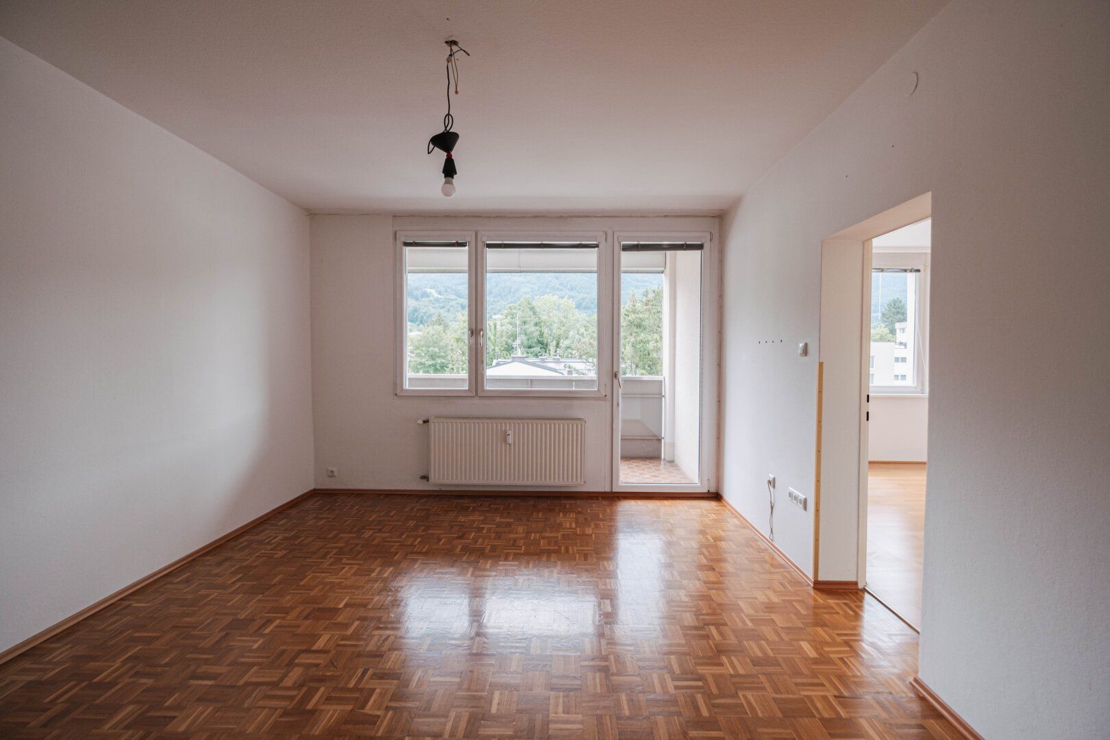 STADTLEBEN MIT GAISBERGBLICK! 13175F
