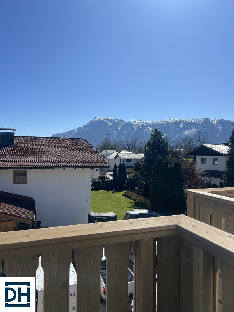 BEZUGSFERTIG: NEUBAU 3 Zi. WHG. MIT SÜD-BALKON IN TOPLAGE