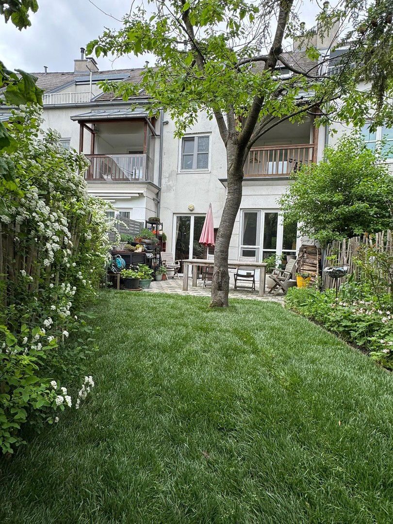 Wien-Rodaun, 6 Zi. Reihenhaus, Dachterrasse, Loggia, Garten, verkehrsgünstig, familienfreundlich