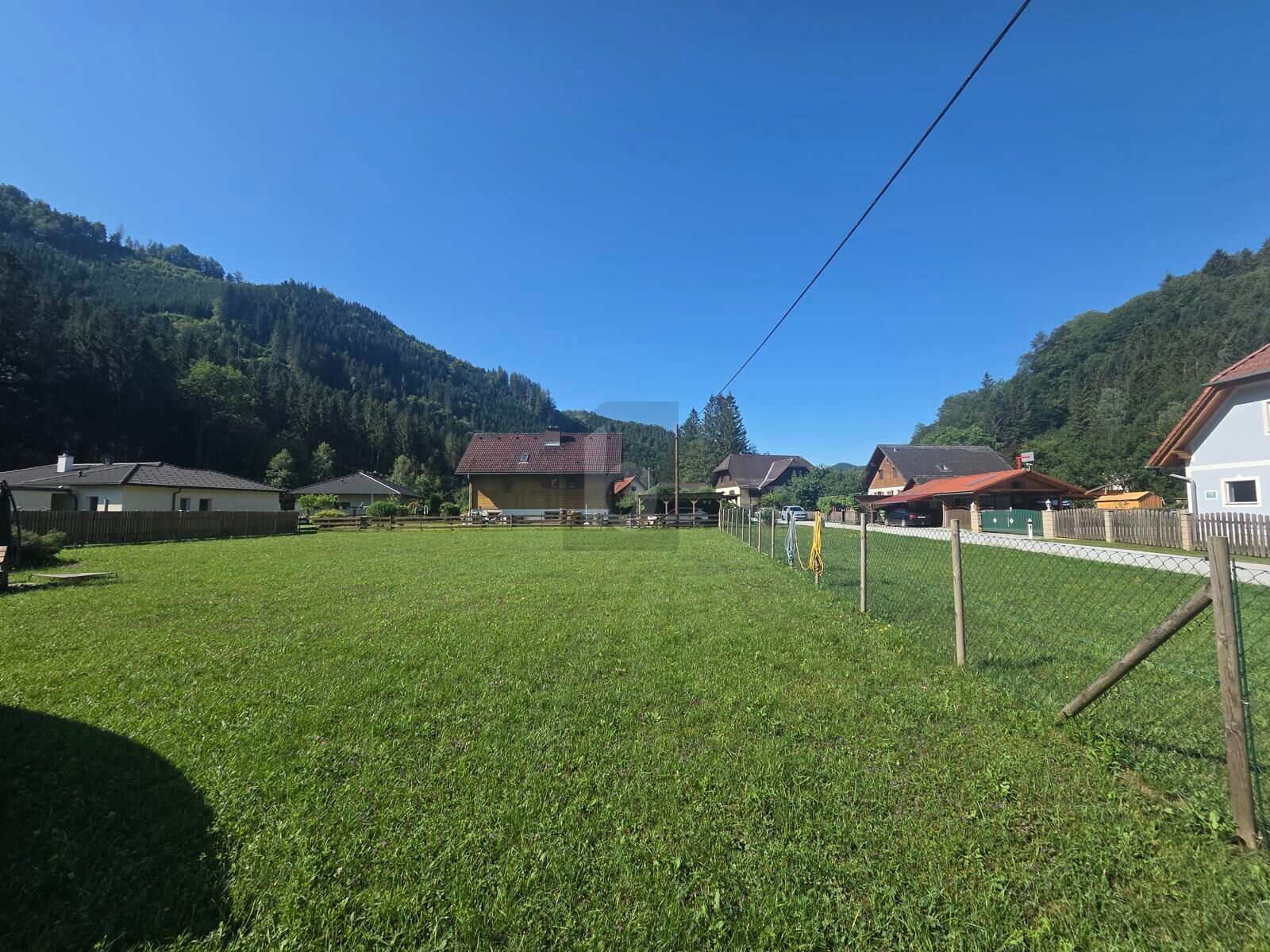 LETZTE GELEGENHEIT, VOLL ERSCHLOSSENES BAUGRUNDSTÜCK MIT 1.266 M² - Ansicht 4
