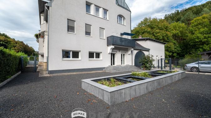 19 Vorgarten