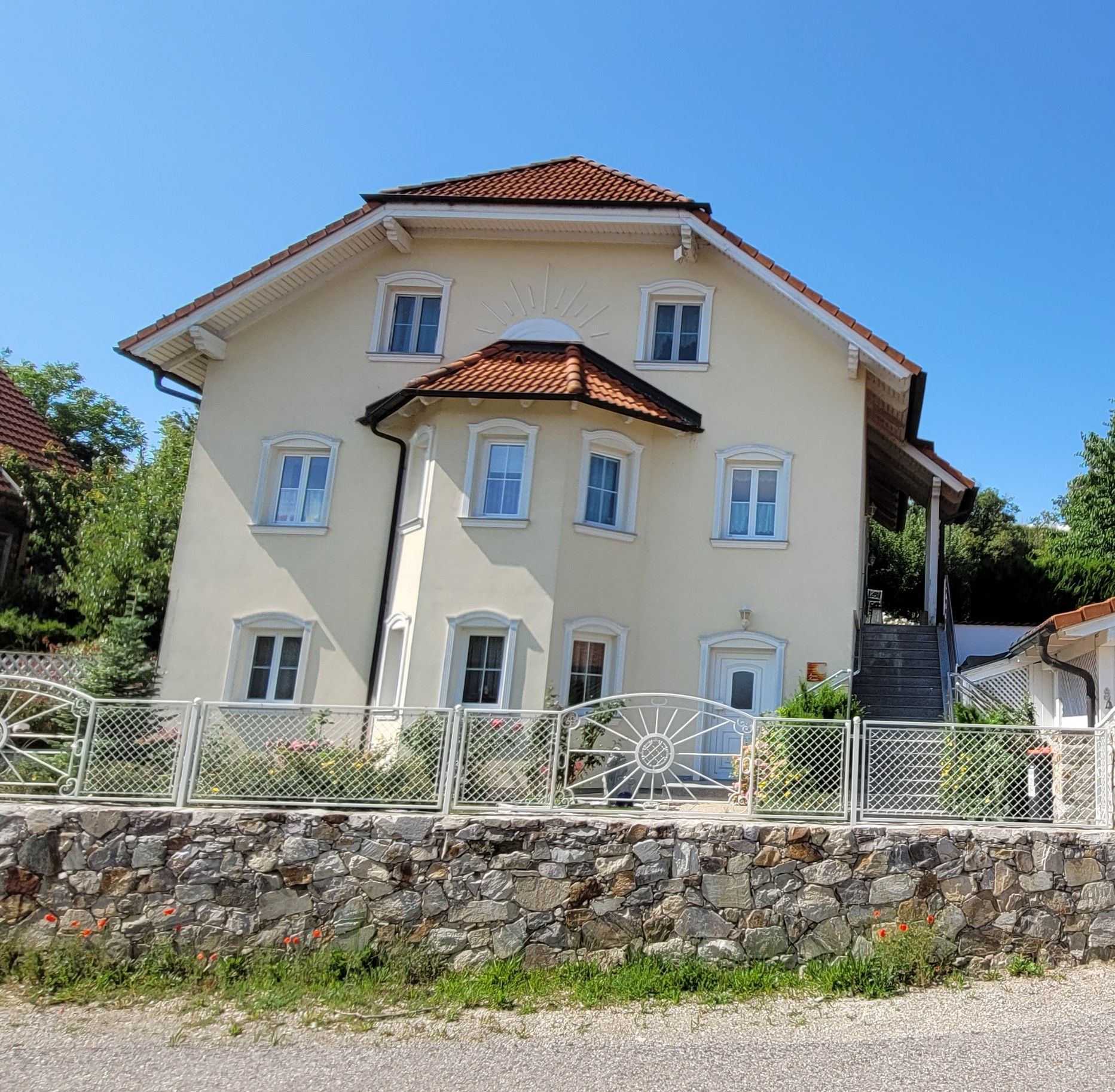 Charmantes Einfamilienhaus in Asperhofen - Ruhelage mit Fernblick