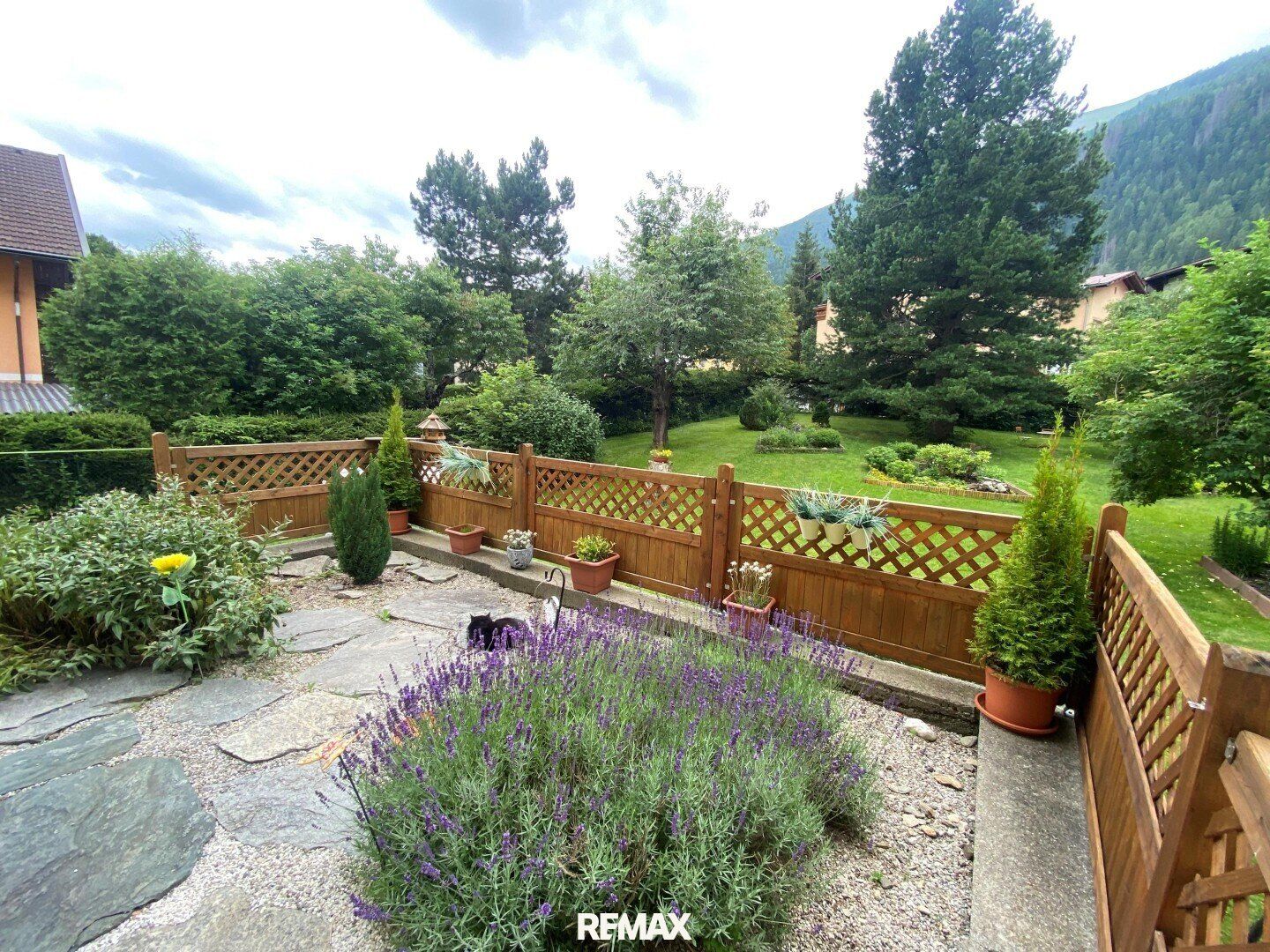 Charmantes Appartementhaus mit 4 Ferienappartements und Privatwohnung - Ansicht 4