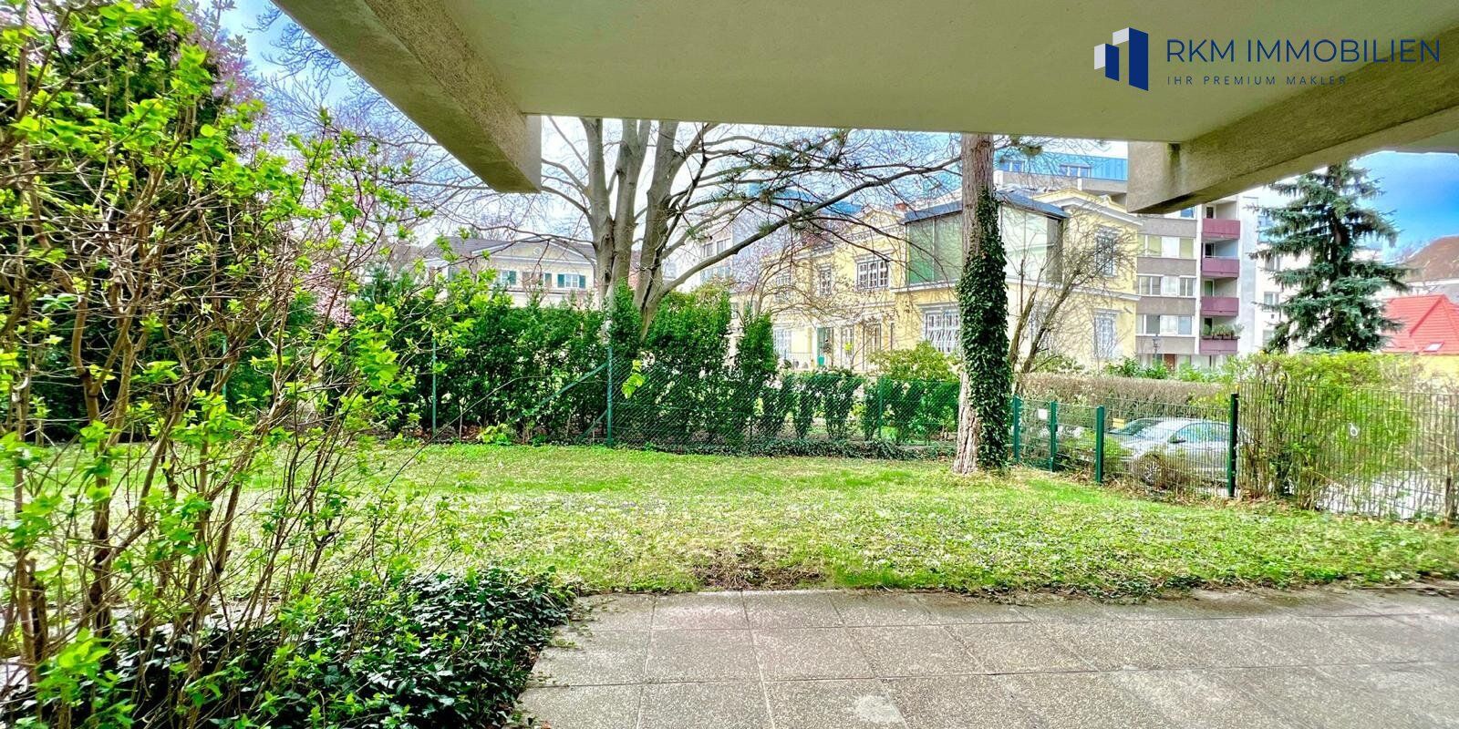 Lichtdurchflutete 3-Zimmer-Wohnung (95 m²) im Herzen von Ober St. Veit - Nahe Lainzer Tiergarten mit großer Loggia, Parkplatz und Garçonnière/Partyraum!