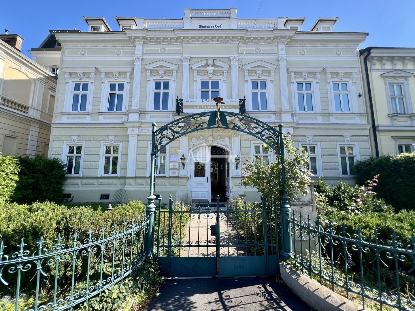 Villenetage in Bestlage - Individuell & Exquisit mit privatem Garten in Baden