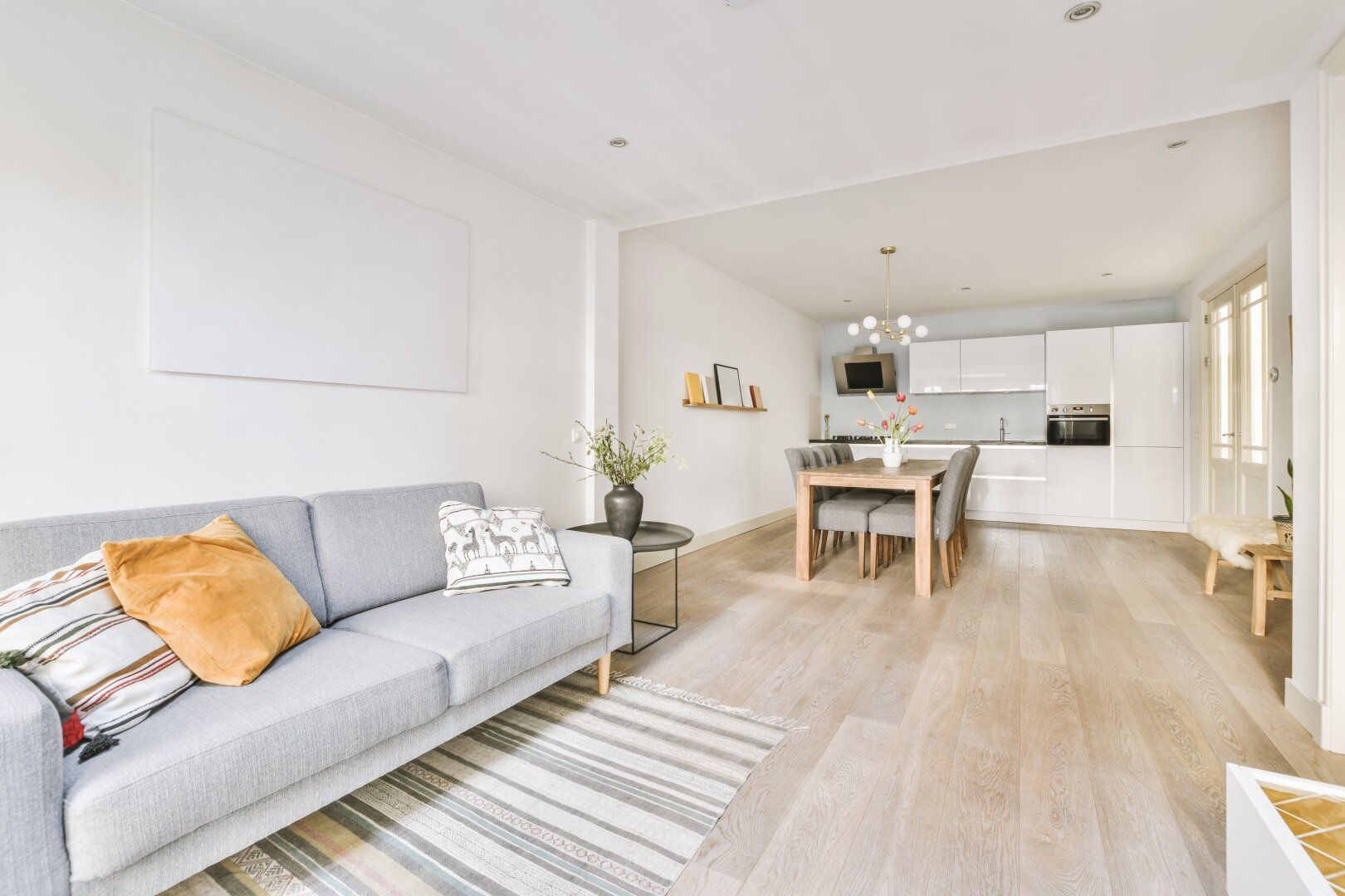 Moderne 2-Zimmer-Wohnung in Neumarkt am Wallersee - Erstbezug mit Balkon!