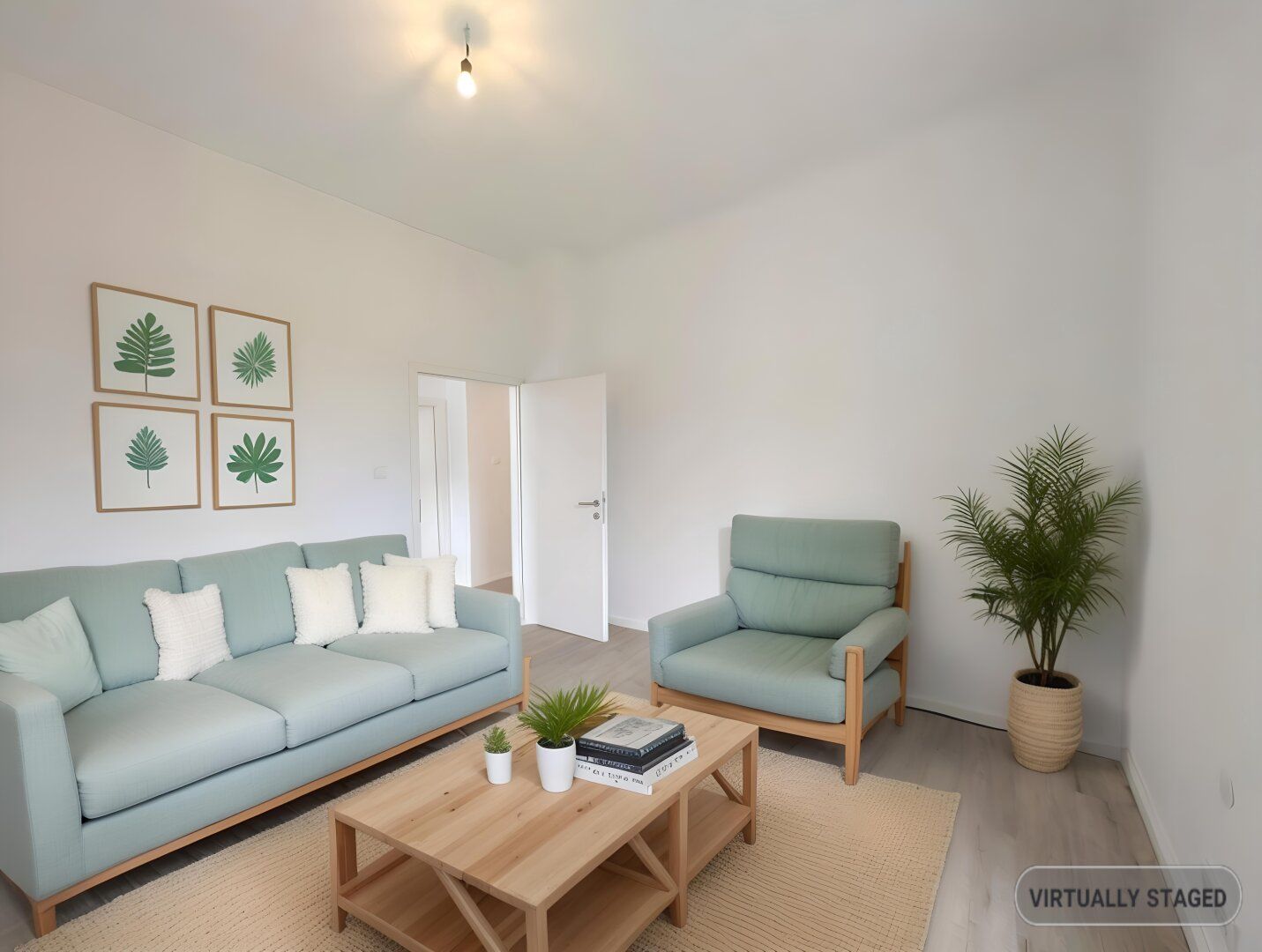 Neu sanierter 4 Zimmer-Altbau mit Stil in direkter FH Nähe! Ideale WG- und Familienwohnung