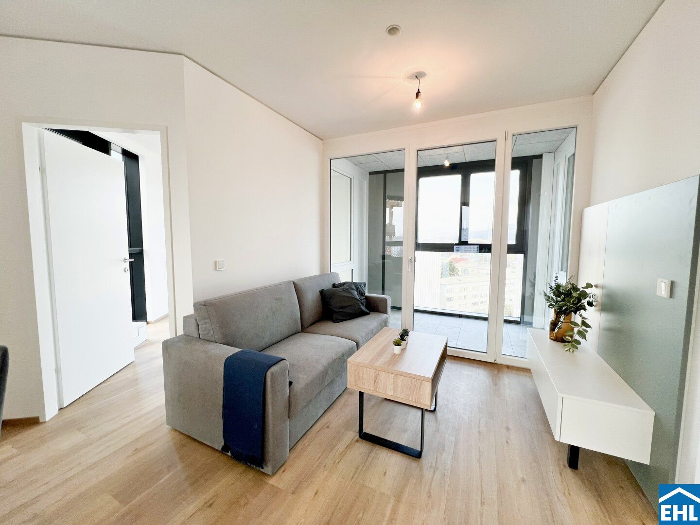 Willkommen im High Five - Exklusive 3-Zimmer-Wohnung mit Einbauküche und Fußbodenheizung!
