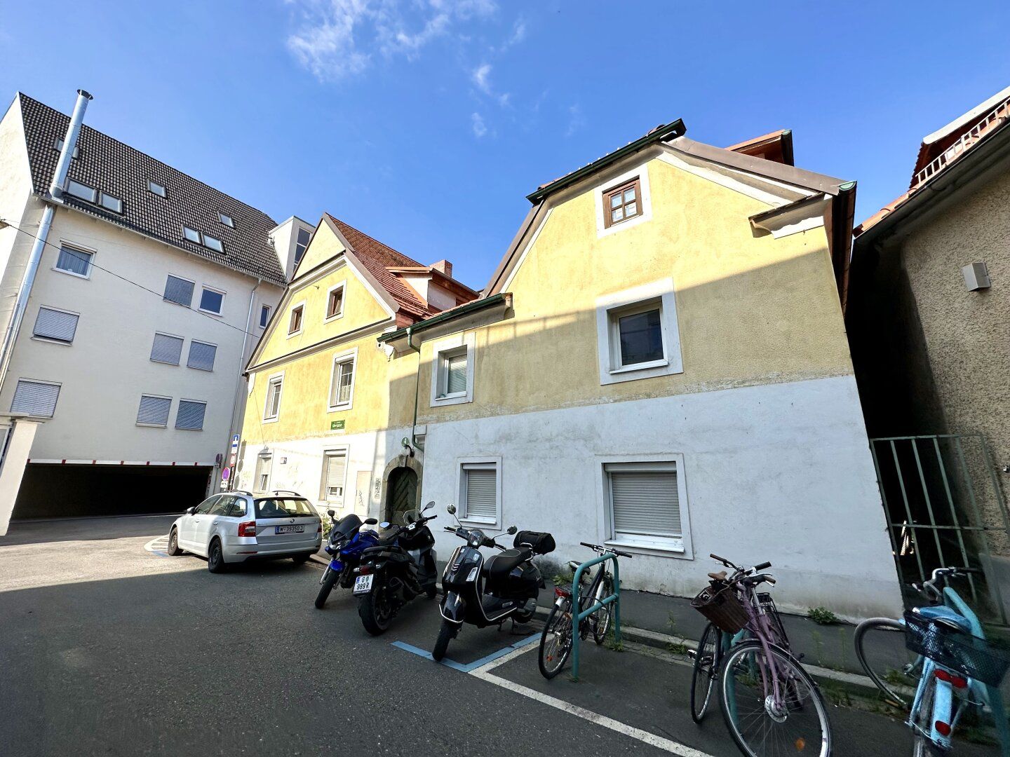 Vollvermietetes 3-geschossiges Zinshaus in der Grazer Innenstadt angrenzend an den 1.Bezirk