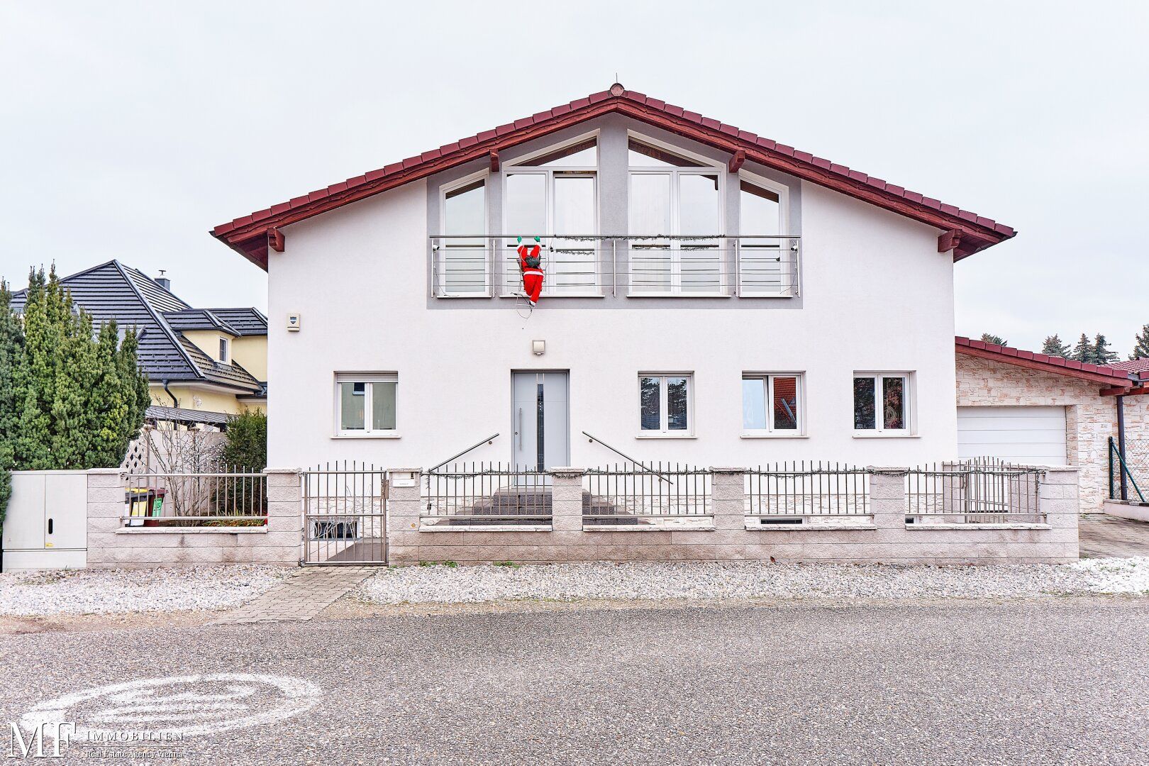 Traumhaftes Einfamilienhaus in Gänserndorf: 6 Zimmer, Terrasse & Luxusausstattung!