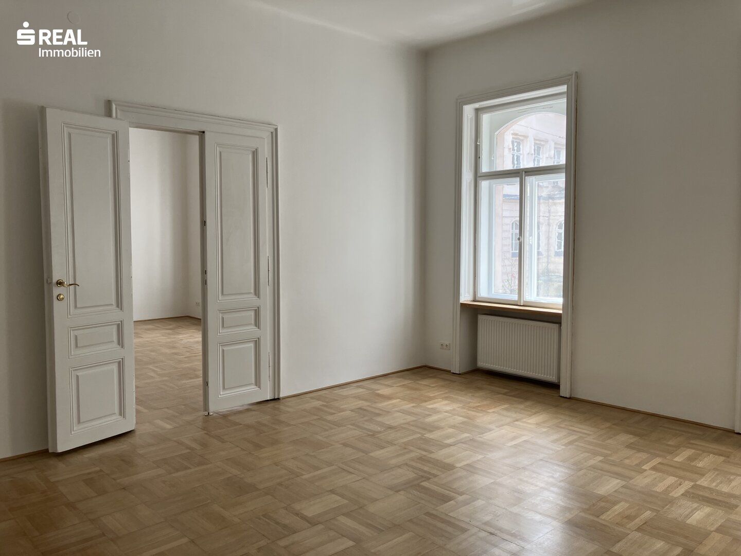 Großzügige Wohnung am Ulrichsplatz