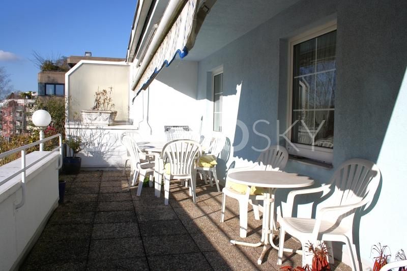 Wohntraum am Froschberg mit knapp 80 m2 Terrasse