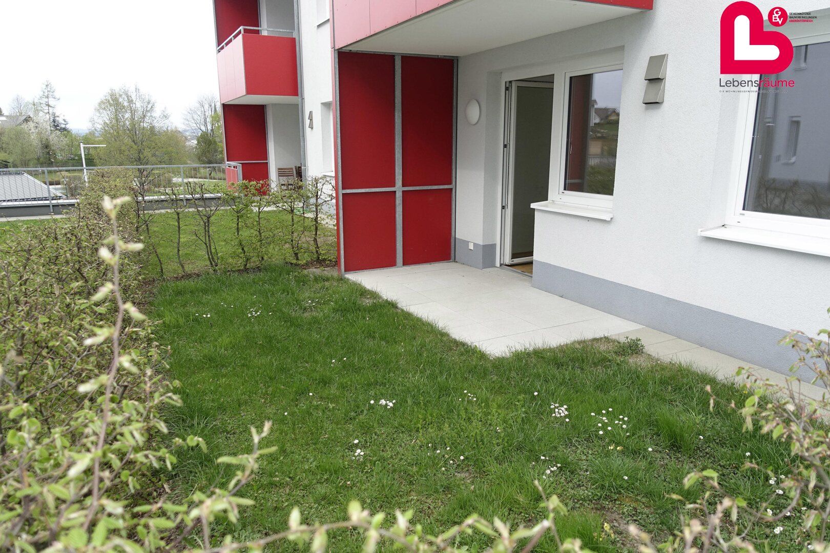 Schöne Gartenwohnung inkl. Tiefgaragenplatz