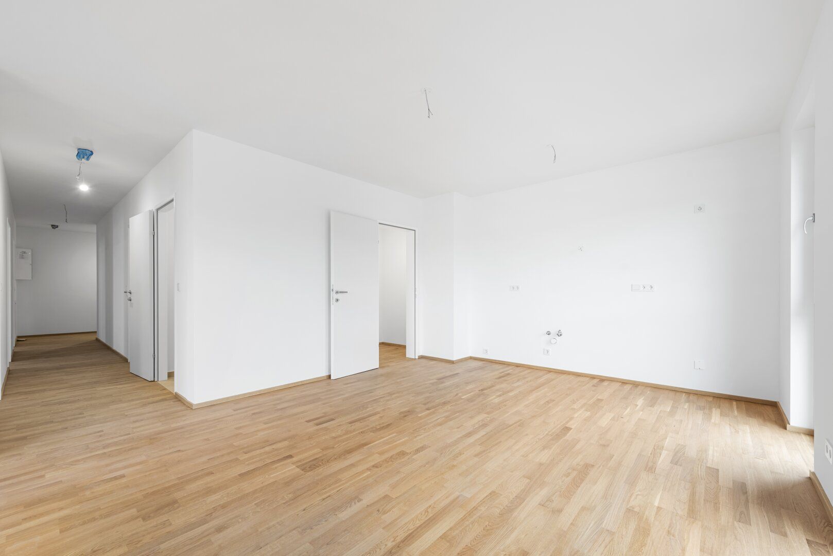 PROVISIONSFREI! Durchdacht geplante 4-Zimmer-Wohnung | Großzügige Loggia | Ideal als Anlageobjekt - Ansicht 5