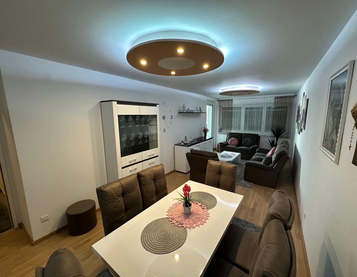 PREISREDUKTION! 3-Zimmer Neubau-Wohnung, Balkon, KFZ-Abstellplatz!
