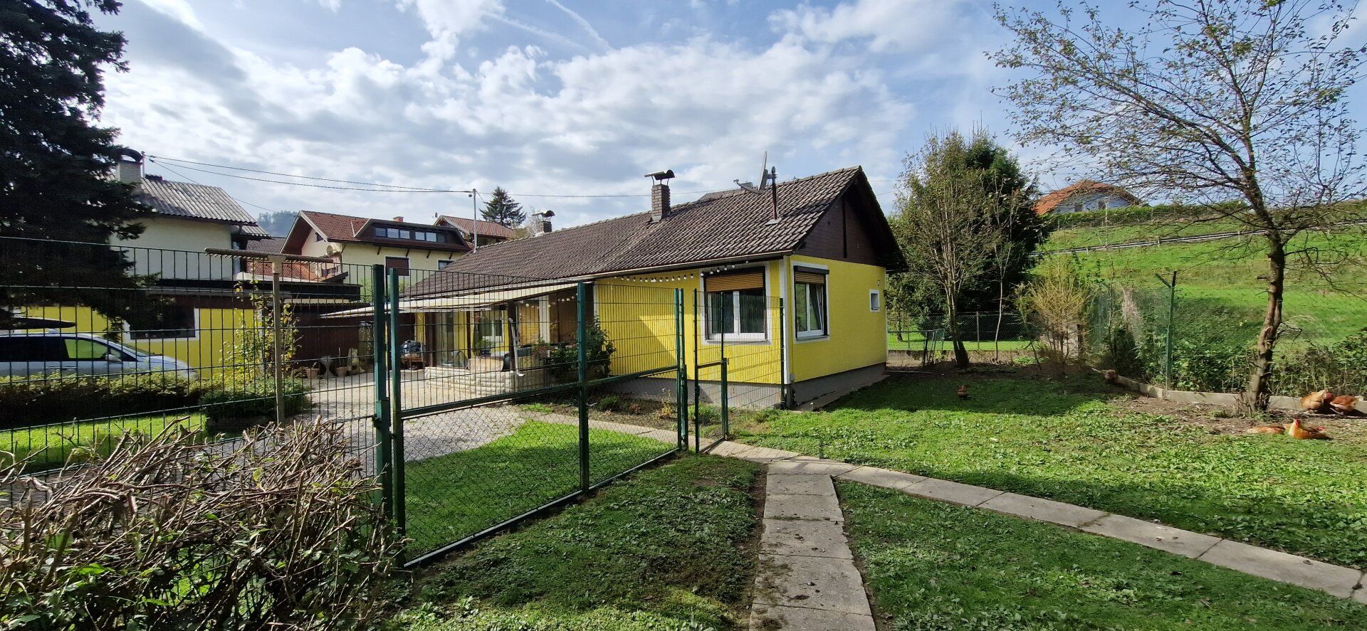 Sanierungsbedürftiges Haus mit Traumgarten & Fischteich - Randlage Ebenthal