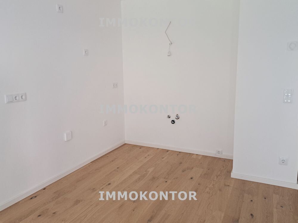 KOMPLETTPAKET - Garten und Stellplatz