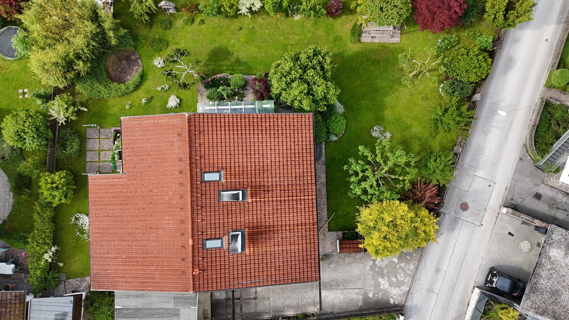 Familientraum in Absam: Großzügiges Einfamilienhaus mit weitläufigem gepflegten Garten in Toplage!