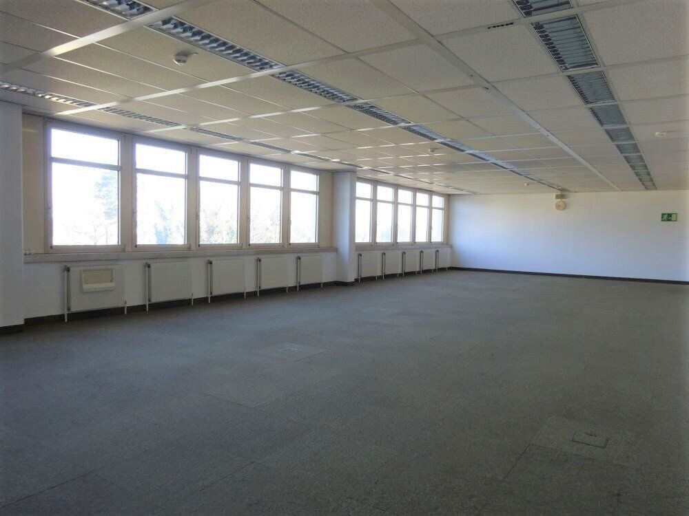 Provisionsfreie und lichtdurchflutete Bürofläche in zentraler und frequentierter Lage im Grazer Bezirk Puntigam - Provisionsfrei ! - Ansicht 4