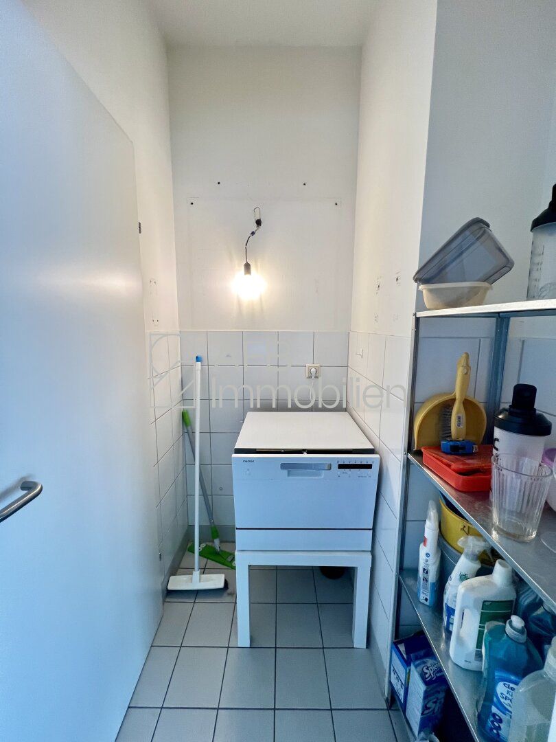 Geschäftslokal Nähe Dietrichsteinplatz zu vermieten - Mehr