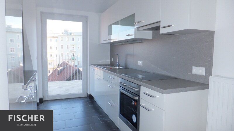 Schöne Dachgeschoßwohnung in der Villacher Innenstadt !!