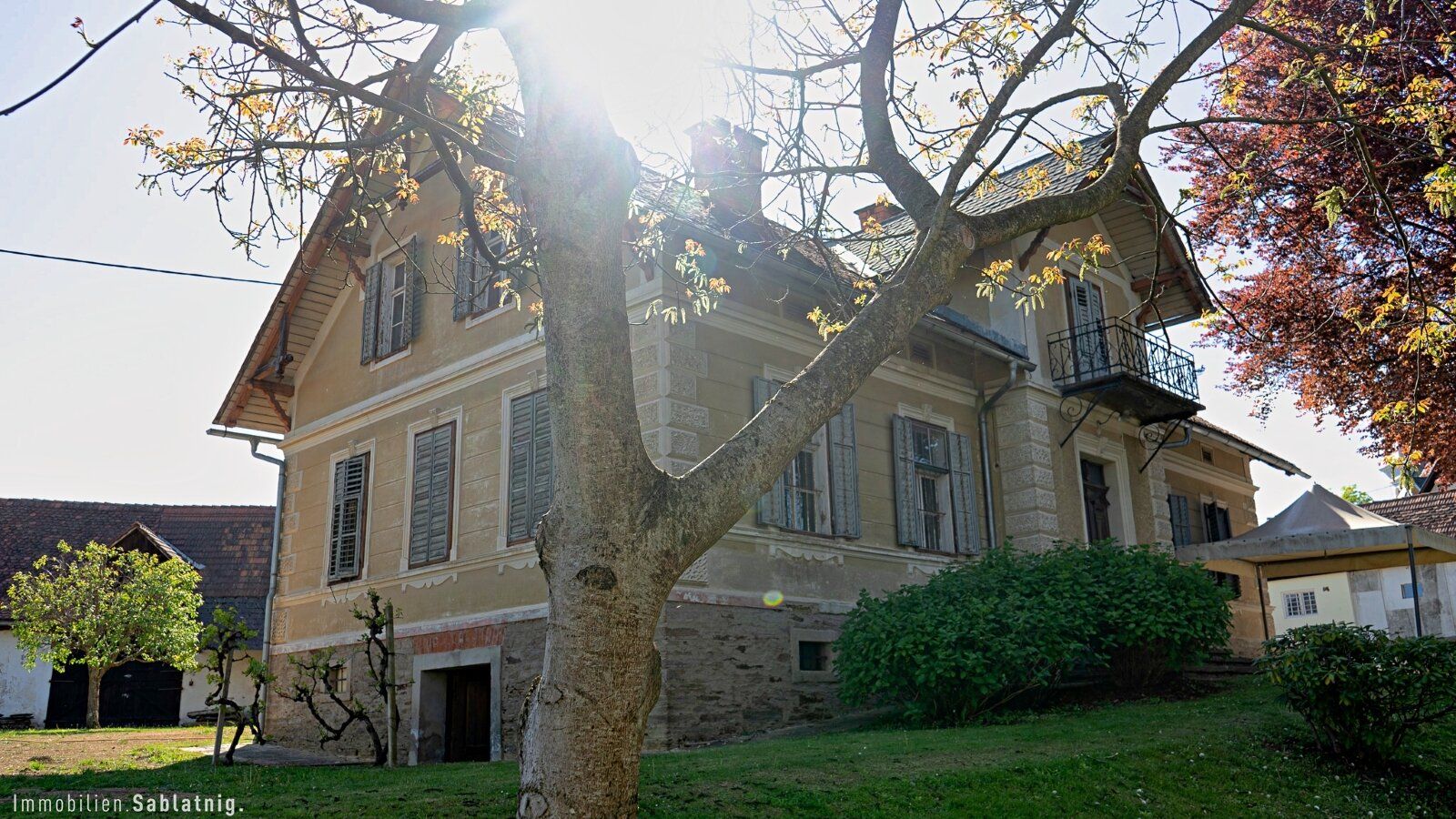 PROJEKTLIEGENSCHAFT mit historischem Herrenhaus auf großzügigem Grundstück mit Entwicklungspotenzial! - Ansicht 4