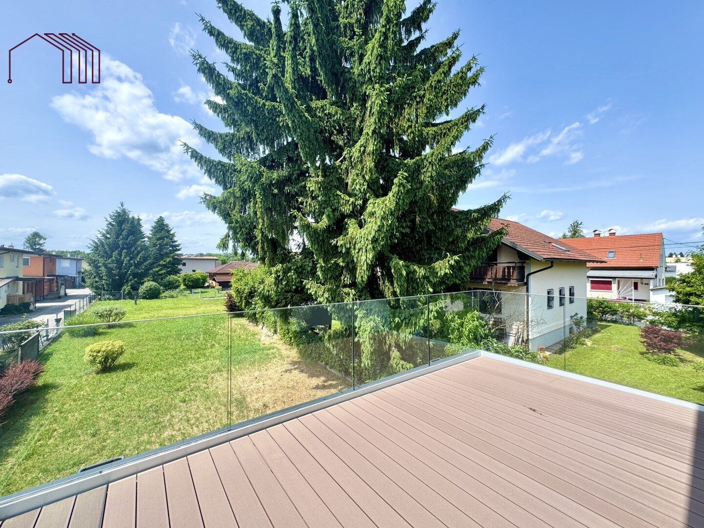 DACHTERRASSE: Stilvolle 3-Zimmer-Wohnung mit Parkplatz nähe Murweg - ERSTBEZUG