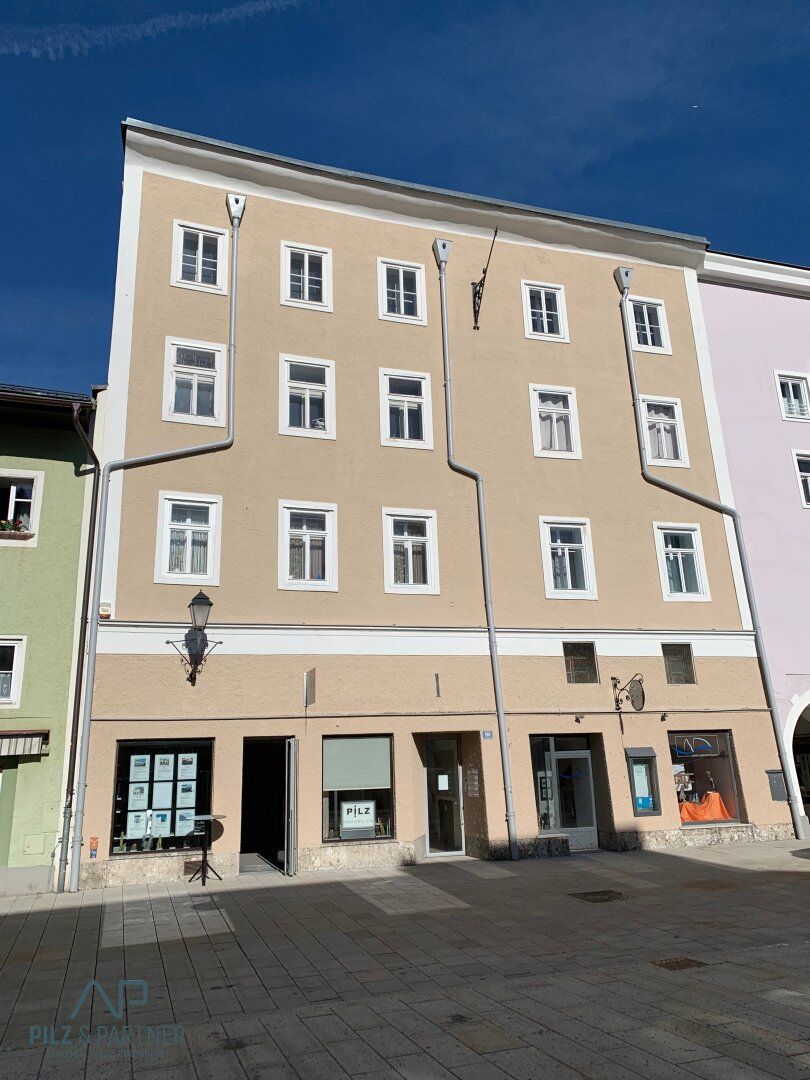 Sonnige, XL-2-Zimmer-Wohnung im Stadtzentrum!