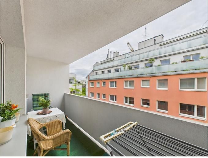 Wohnung mit Balkon