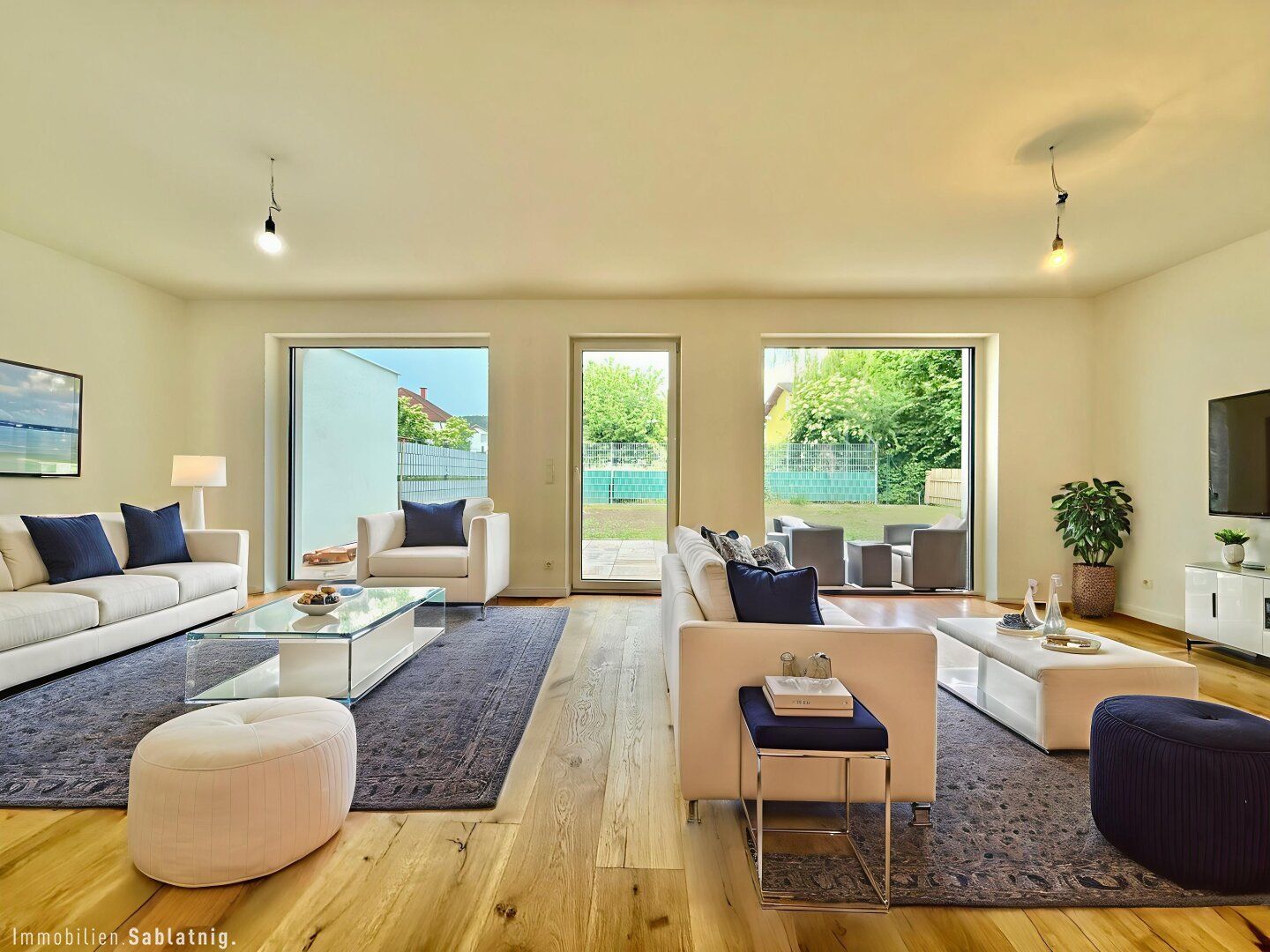 IHR TRAUMHAUS IN IDYLLISCHER LAGE! Modern, komfortabel und naturnah!