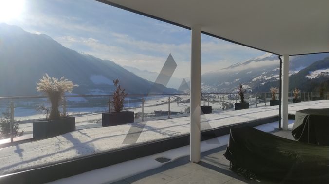 Top 2 - Blick