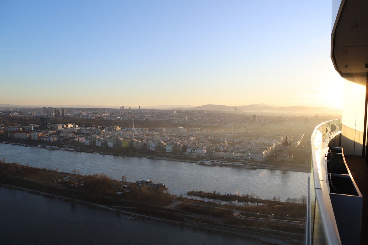 45. Stock - Einmalig! Ein Stück vom Himmel über Wien: Österreichs höchste Mietwohnung - DANUBEFLATS