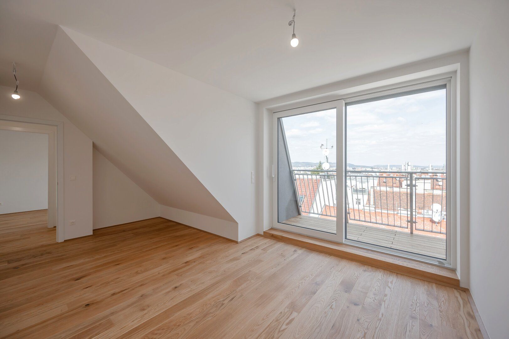 ++NEU++ Außergewöhnliche 4-Zimmer Neubau Maisonettewohnung mit 13m² Terrasse! **Luftwärmepumpe**
