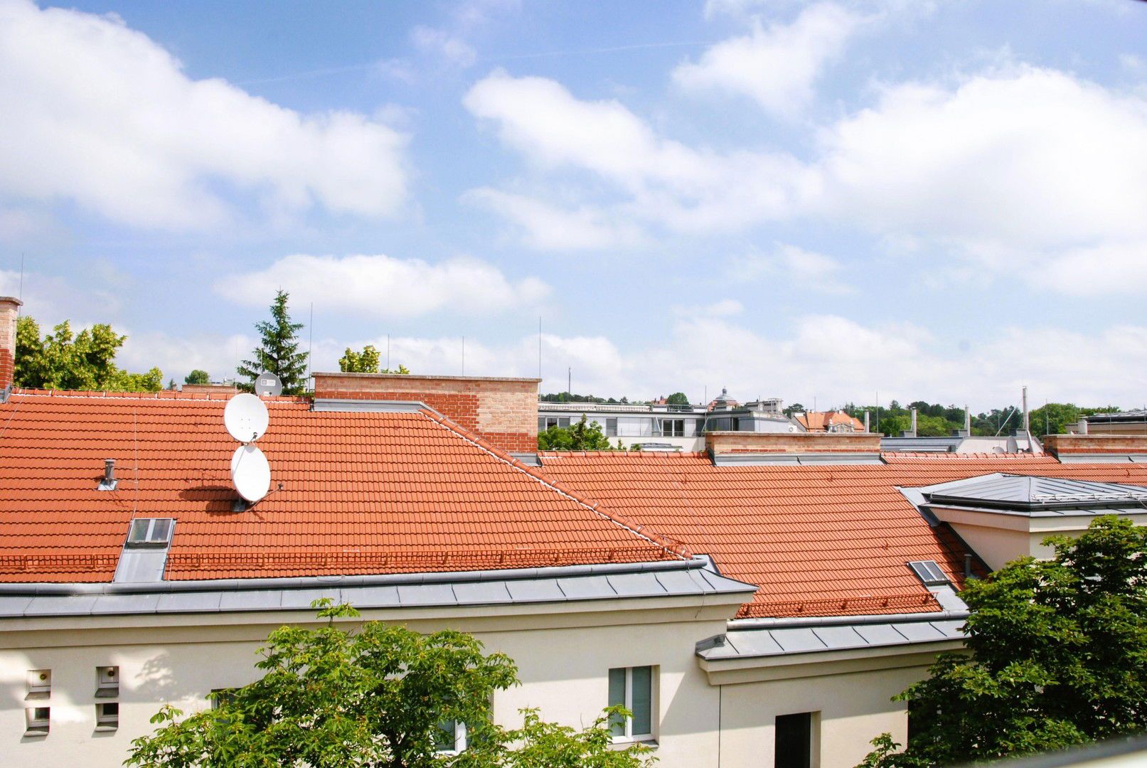 Großzügige DG-Etagenwohnung zu verkaufen